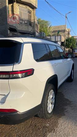 Jeep Grand Cherokee L